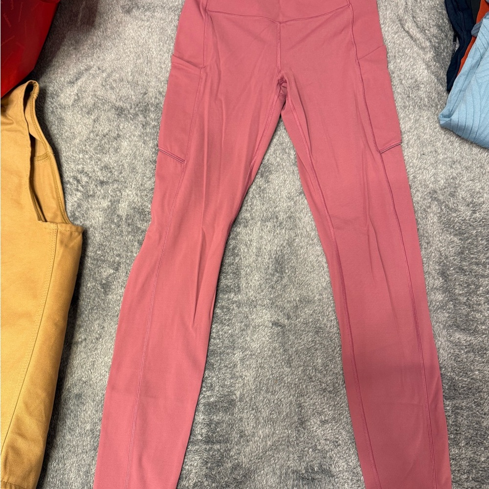 Lululemon Women's Pink Pants